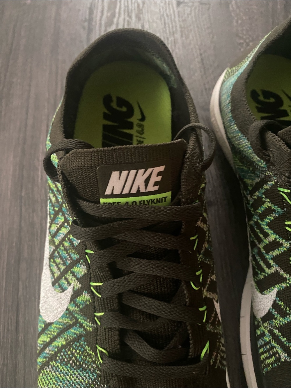 Nike Men’s Flyknit Training Shoes - Green/Black/White - Picture 3 of 9